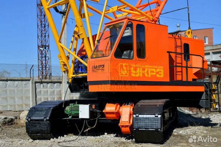 Гусеничный кран скг-40/63 кап. ремонт