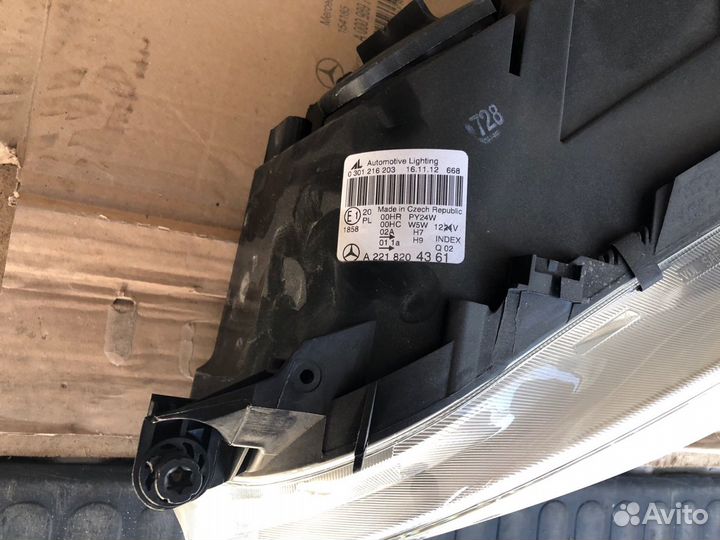 Фара левая для W221 A2218204361