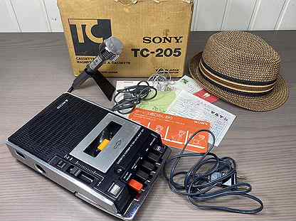 Кассетный магнитофон Sony TC-205