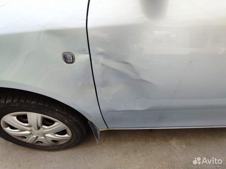 Skoda Fabia 1.2 МТ, 2010, битый, 18 700 км