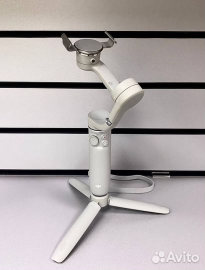 Стабилизатор для смартфона DJI Osmo Mobile 5