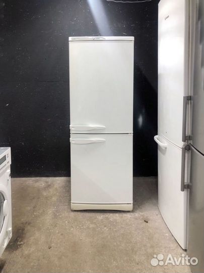 Холодильник бу 167 см Stinol двухкамерный