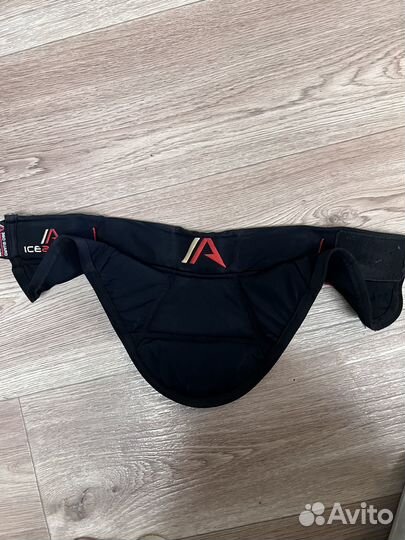 Продам налокотники