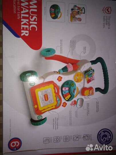 Машинка каталка толокар с ручкой