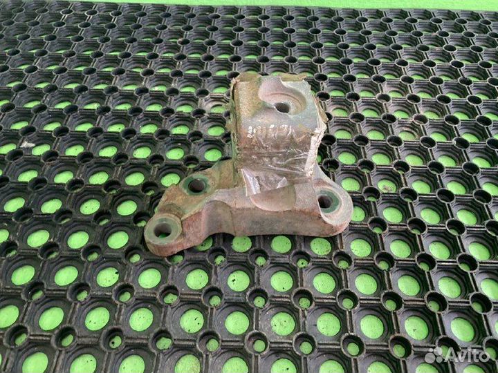 Кронштейн двигателя DAF XF105