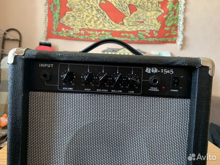 Гитарный комбоусилитель 15watts