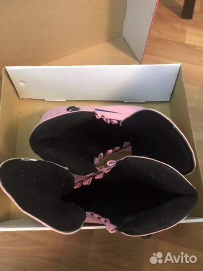 Коньки фигурные