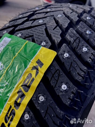 Kapsen IceMax RW516 235/60 R18 135U