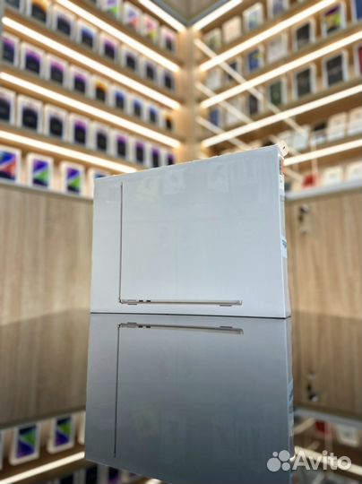 MacBook Air M2 8/512Gb Starlight