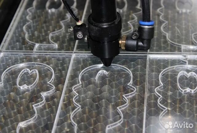 Резка оргстекла лазером