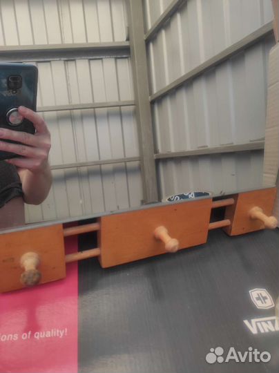 Зеркало для ванной, прихожей с вешалкой