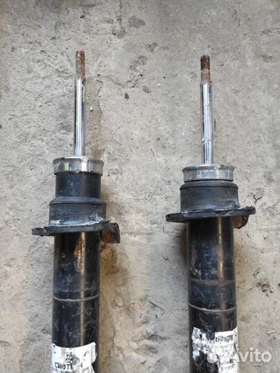 Амортизатор передний Mercedes W166