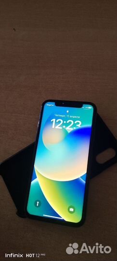 iPhone X, 64 ГБ
