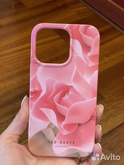 Продам чехол для iPhone 13 Pro