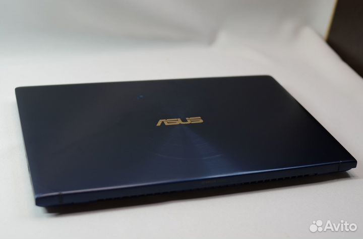 Двухэкранный ультрабук Asus/ i7(10th) MX250 IPS