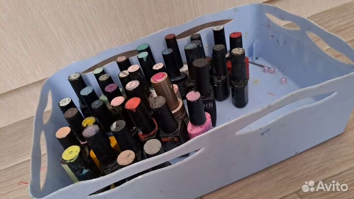 Лаки для ногтей