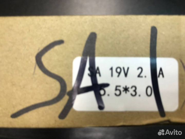 Зарядник Samsung 19V 2,1A 5,5x3,0mm