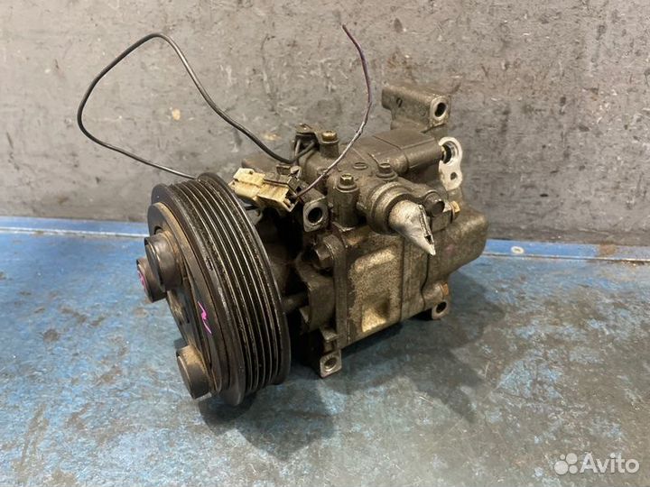 Компрессор кондиционера Mazda Demio DY