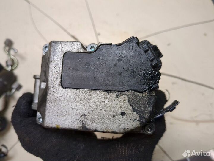 Заслонка дроссельная Volkswagen Jetta 5, 2006