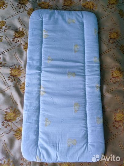 Матрасик и подушка в коляску