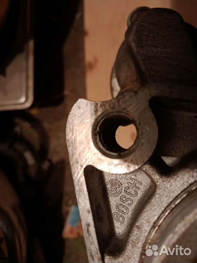 Стартер на двигатель