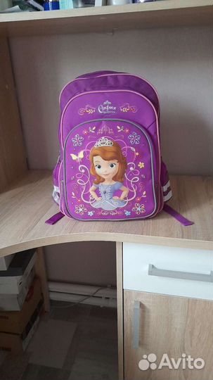 Рюкзак школьный -Новый