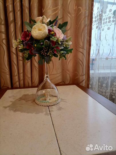 Топиарий цветочный на бокале