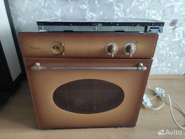 Духовой шкаф Classic и варочная панель Candy