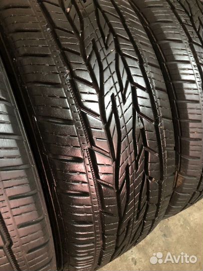 Continental ContiCrossContact LX 215/60 R17