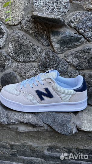 Кроссовки new balance 303 бежевые