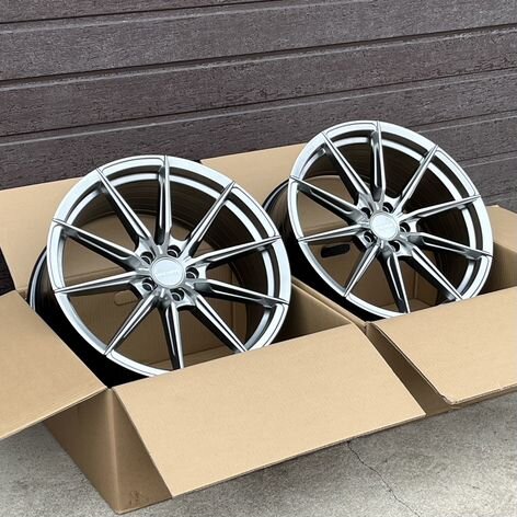 Литые диски Flow Form 8×R18 5×114.3