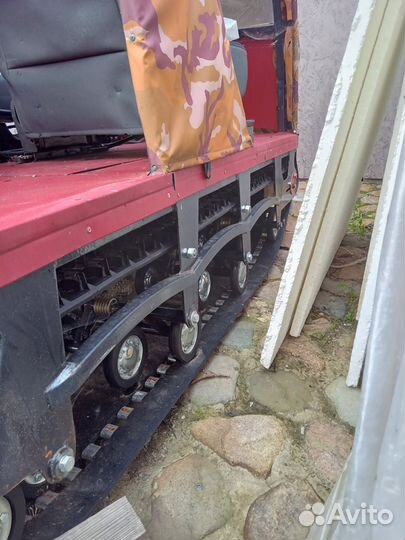 Гусеничный вездеход