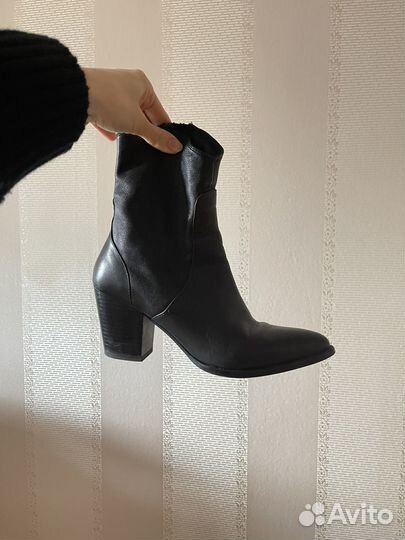 Ботильоны казаки zara 37