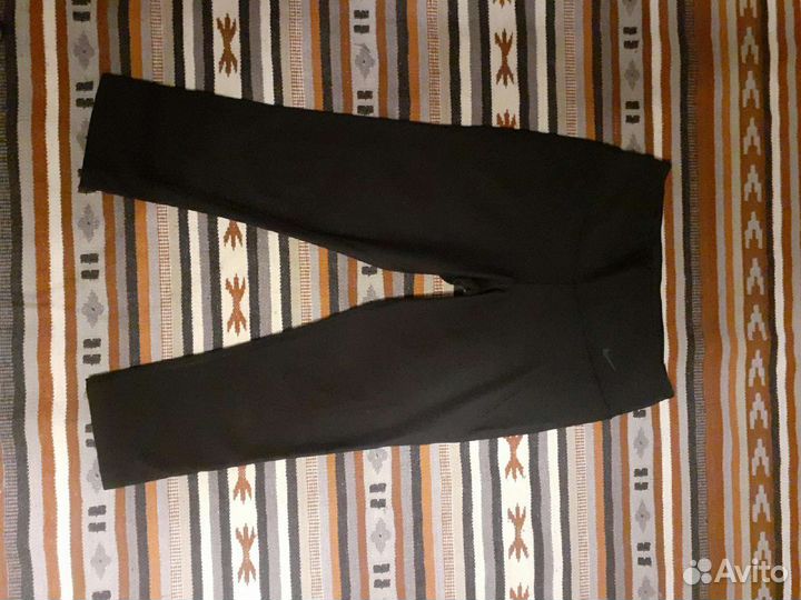 Леггинсы Nike