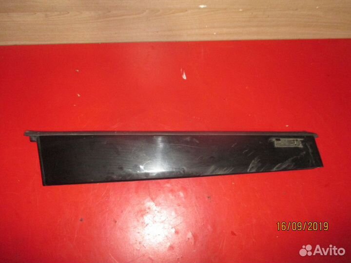 Накладка двери задней левой 72970SJK003020 Elysion