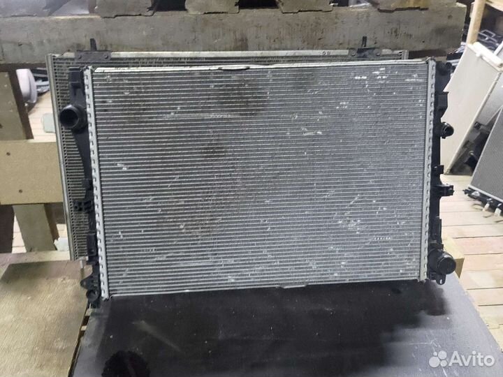 Радиатор Mercedes C-Class W205