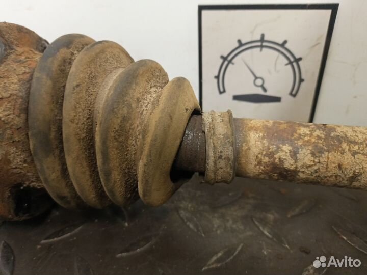 Полуось задняя для VW Transporter T3