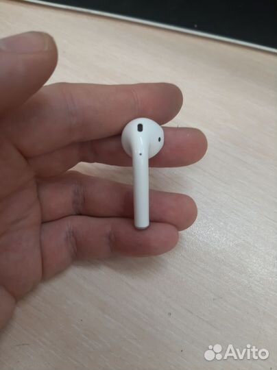 Наушник Airpods 1 правый оригинал