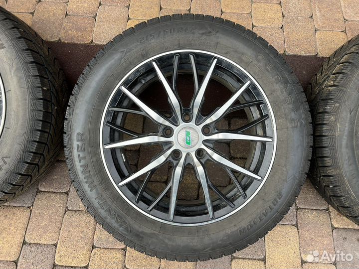 Centara Vanti Winter 215/60 R17