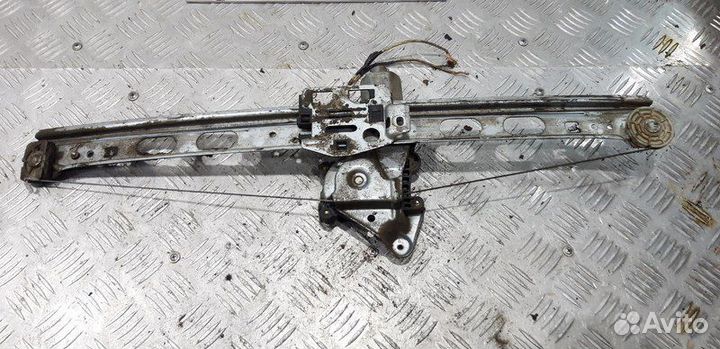 Стеклоподъемник задний правый Mercedes ML W163