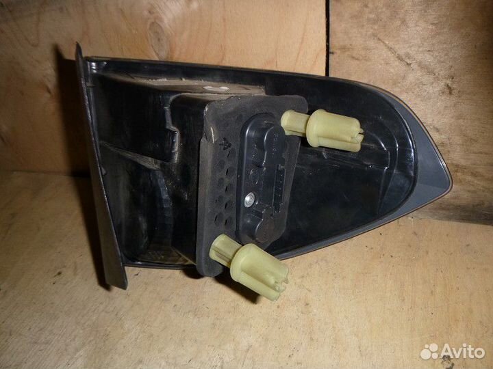 Фонарь задний наружный правый ford S-MAX 2006