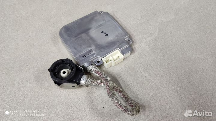 Блок розжига ксенон Toyota Koito оригинал бу