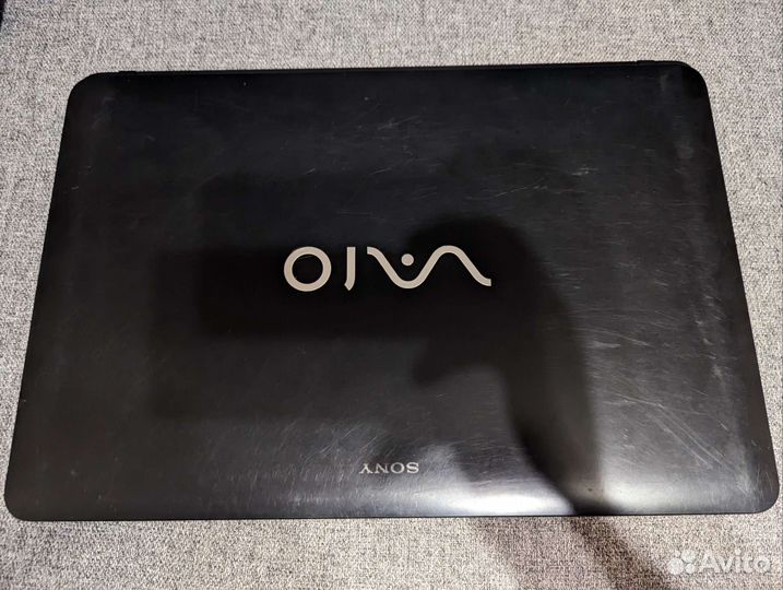 Sony vaio svf1521D1RB 6гб, 2 гб GeForce 740