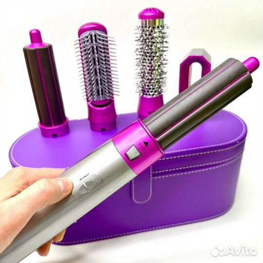 Фен Dyson в кейсе