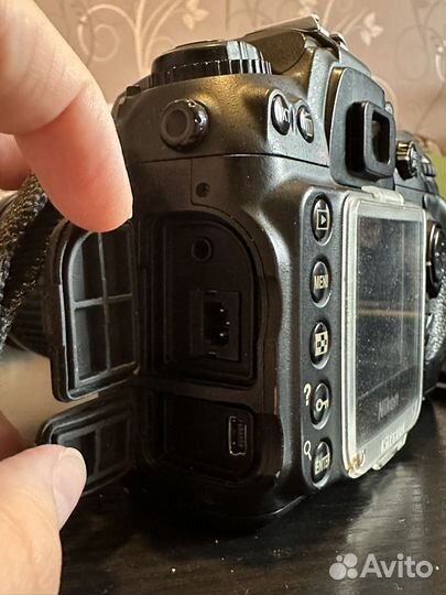 Зеркальный фотоаппарат nikon d200 +допы