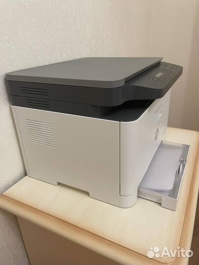 Принтер сканер копир лазерный цветной