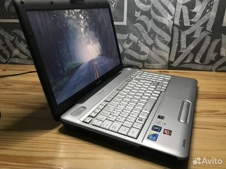 Производительный Toshiba Intel Core i3/SSD/4gb