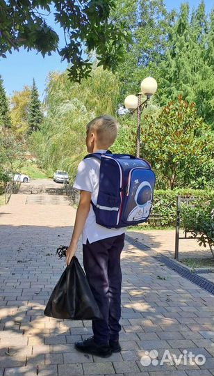 Рюкзак школьный для мальчика новый