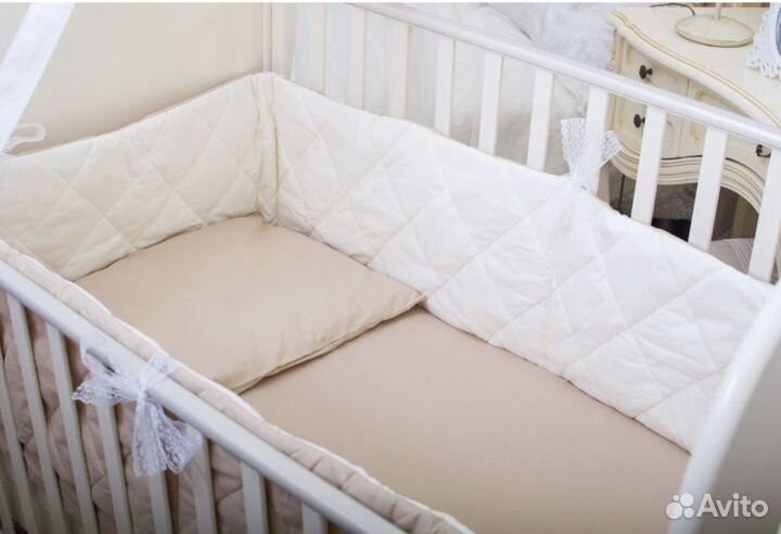 Бортики на детскую кроватку