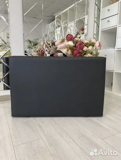 Продам кушетку